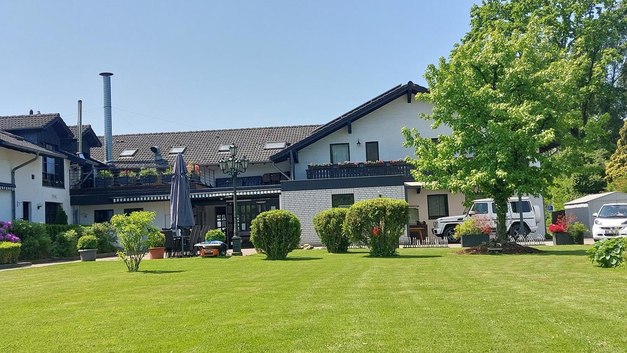 Landhotel Linden Am Venekotensee Niederkrüchten Exterior foto